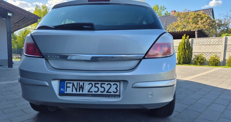 Opel Astra cena 10000 przebieg: 239000, rok produkcji 2006 z Rawa Mazowiecka małe 232